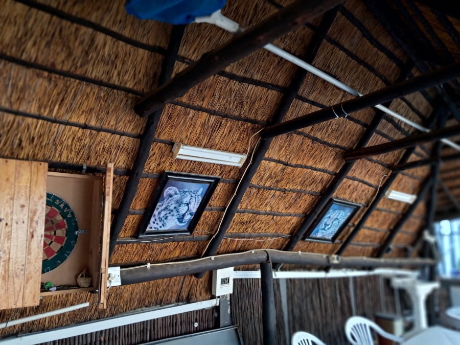 4 Bedroom Property for Sale in Naudeville Free State